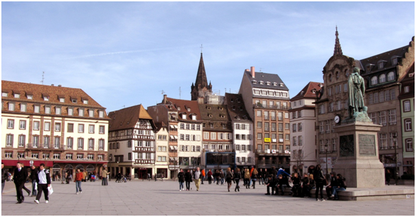 du lịch pháp khám phá strasbourg